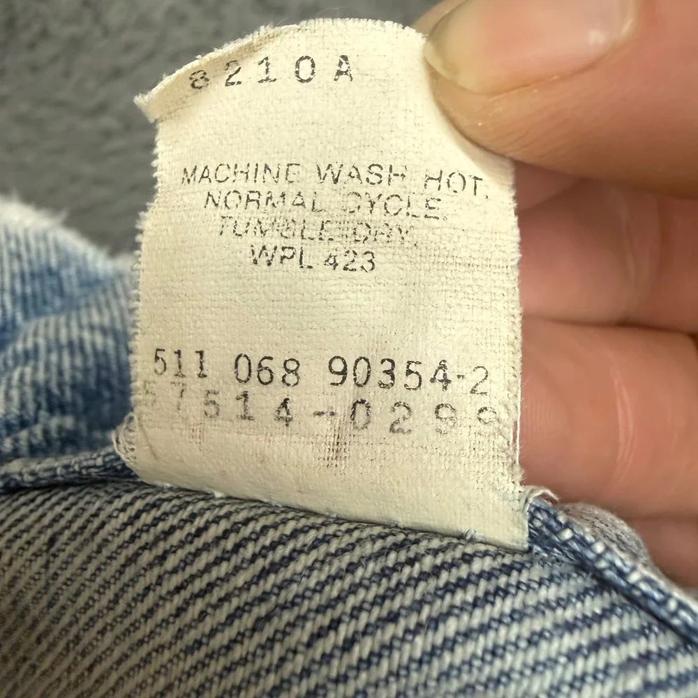 Levi's Trucker Jacket YTH L Light Blue Denim Vintage 90s Made in USA Distressed